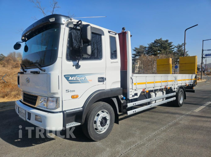 현대 어부바카 메가트럭 5톤 - 중고 트럭 매물 이미지