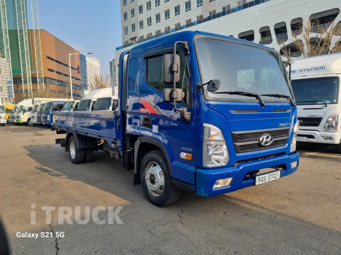 현대 올뉴마이티 2.5톤 카고 슈퍼캡 초장축 - 중고 트럭 매물 이미지