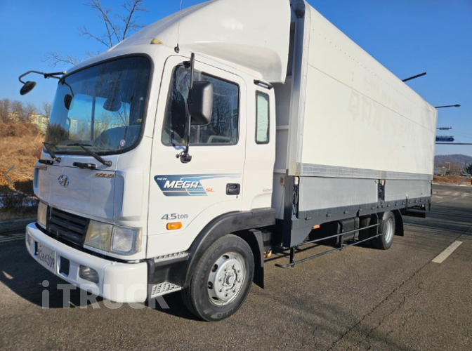 현대 메가트럭 235 단바리 윙바디 4.5톤 수동 - 중고 트럭 매물 이미지