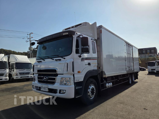 현대 메가트럭 와이드캡 300 후축 냉동탑 5톤 수동 - 중고 트럭 매물 이미지