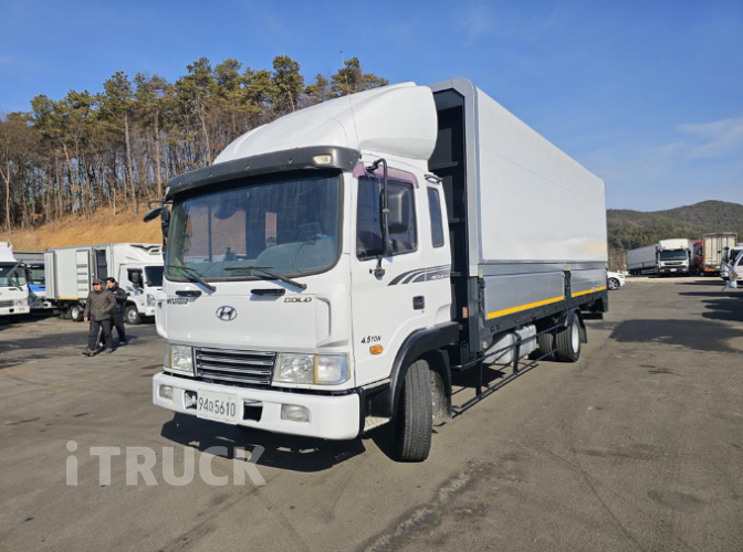 현대 메가트럭 260 단바리 윙바디 5톤 수동 - 중고 트럭 매물 이미지