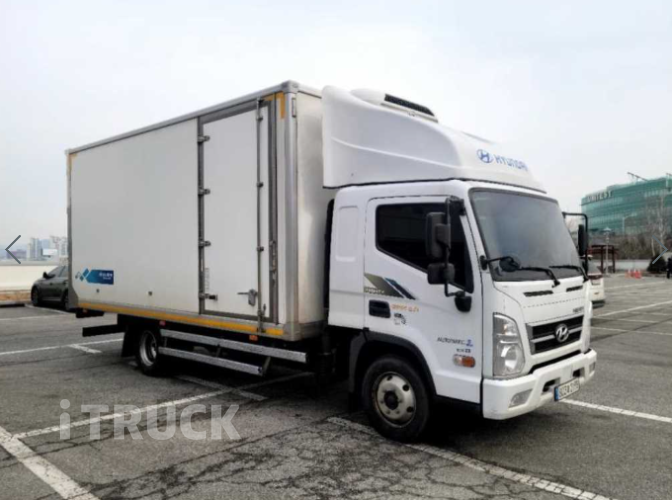 현대 마이티와이드 3.5톤 냉동탑 - 중고 트럭 매물 이미지