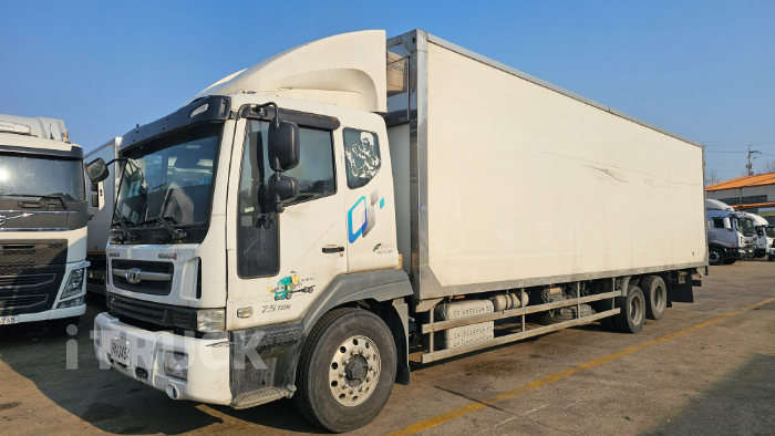 타타대우 노부스 280 후축 냉장 컨테이너탑 7.5톤 수동 - 중고 트럭 매물 이미지