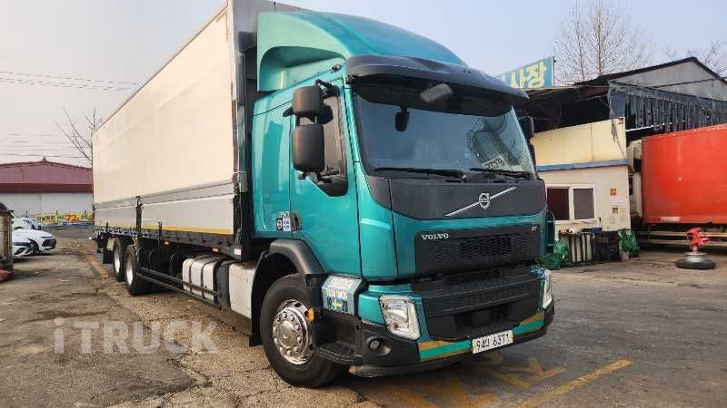 볼보 FE 350 후축 윙바디 9.5톤 오토 - 중고 트럭 매물 이미지