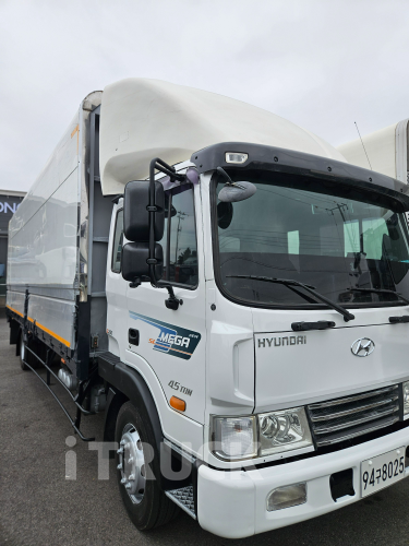 현대 메가트럭 250 단바리 윙바디 4.5톤 수동 - 중고 트럭 매물 이미지