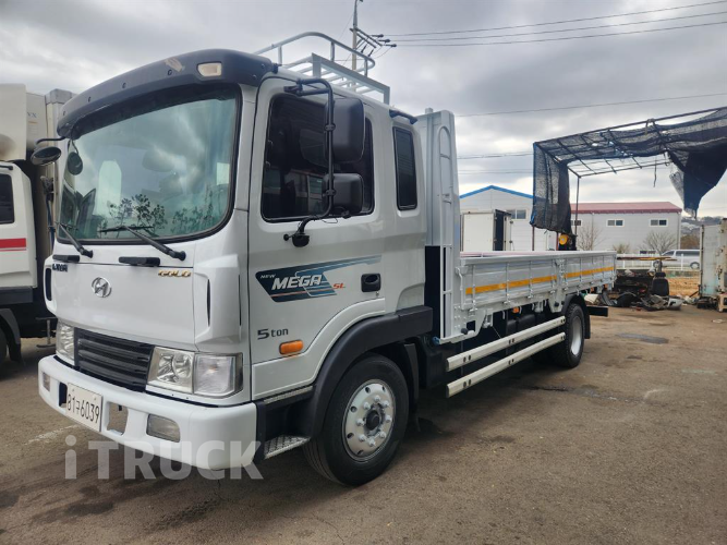 현대 메가트럭 280 단바리 카고 4.5톤 수동 - 중고 트럭 매물 이미지