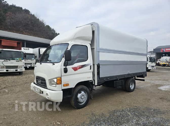 현대 이마이티 2.5톤 윙바디 일반캡 - 중고 트럭 매물 이미지