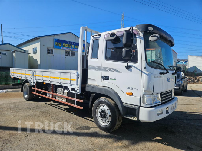 현대 메가트럭 280 단바리 카고 4.5톤 수동 - 중고 트럭 매물 이미지