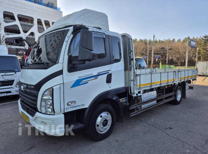 타타대우 더쎈 4톤 광폭 카고 슬리퍼캡(더블캡, 크루캡) - 중고 트럭 매물 이미지