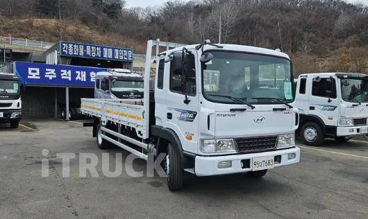 현대 메가트럭 235 단바리 카고 5톤 수동 - 중고 트럭 매물 이미지