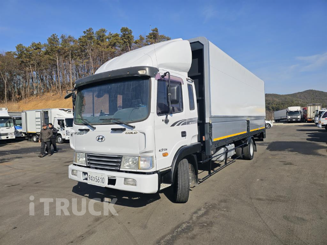 현대 메가트럭 260 단바리 윙바디 5톤 수동 - 중고 트럭 매물 이미지