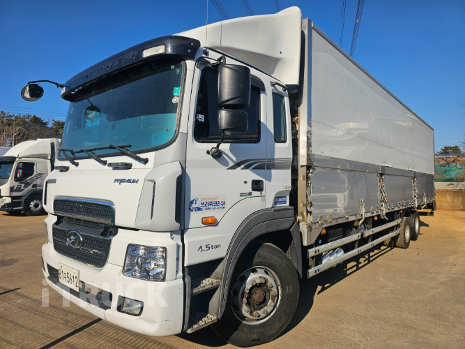 현대 메가트럭 와이드캡 300 후축 윙바디 4.5톤 수동 - 중고 트럭 매물 이미지