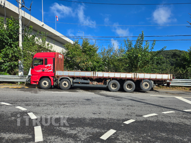 만 TGS 480 후축 카고 25톤 오토 - 중고 트럭 매물 이미지