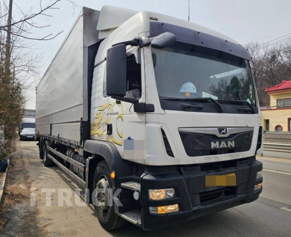 만 TGM 290 후축 상승윙바디 9.5톤 오토 - 중고 트럭 매물 이미지