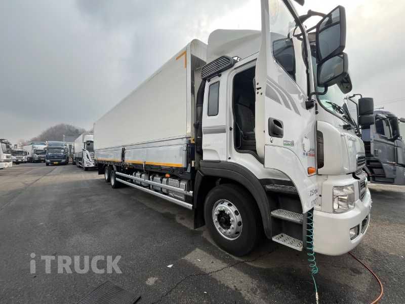 현대 메가트럭 와이드캡 300 후축 윙바디 7.5톤 수동 - 중고 트럭 매물 이미지