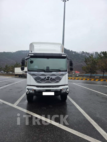 현대 파비스 325 후축 윙바디 8.5톤 오토 - 중고 트럭 매물 이미지