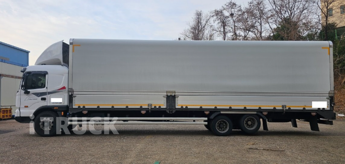 현대 파비스 후축 윙바디 9.5톤 오토 - 중고 트럭 매물 이미지