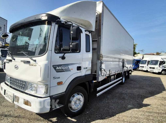 현대 메가트럭 280 단바리 윙바디 5톤 수동 - 중고 트럭 매물 이미지