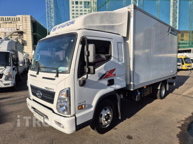 현대 올뉴마이티 2.5톤 표준탑 슈퍼캡 - 중고 트럭 매물 이미지