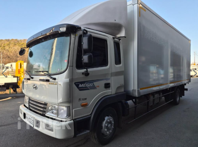 현대 메가트럭 280 단바리 익스하이탑 5톤 수동 - 중고 트럭 매물 이미지