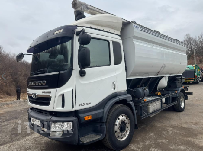 타타대우 프리마 5톤 사료운반차 - 중고 트럭 매물 이미지