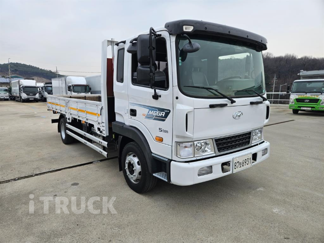 현대 메가트럭 280 단바리 카고 5톤 수동 - 중고 트럭 매물 이미지