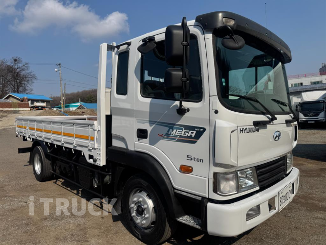 현대 메가트럭 260 단바리 카고 4.5톤 수동 - 중고 트럭 매물 이미지