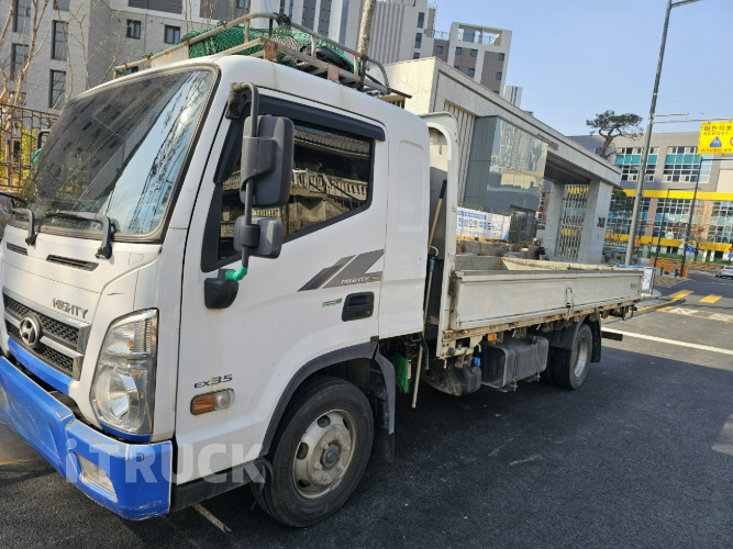 현대 마이티 3.5톤 카고 - 중고 트럭 매물 이미지