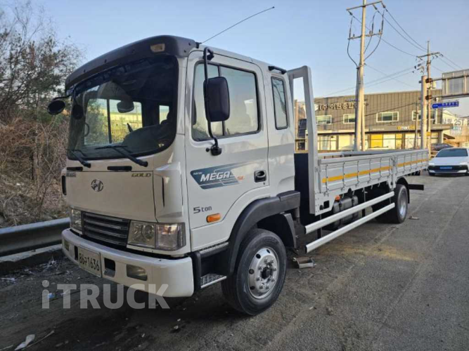 현대 메가트럭 250 단바리 카고 4.5톤 수동 - 중고 트럭 매물 이미지