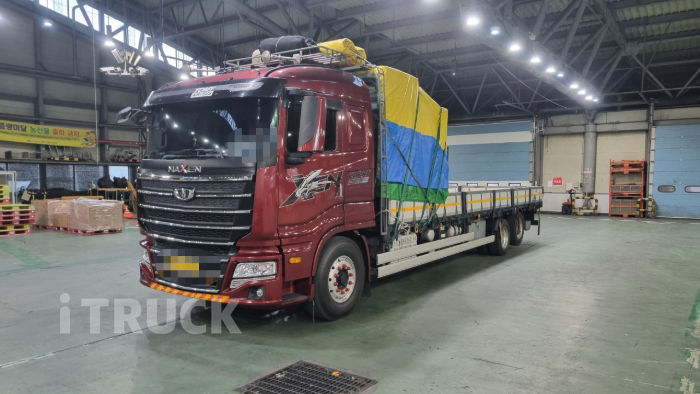 타타대우 맥쎈 320 후축 카고 8.5톤 오토 리타더 - 중고 트럭 매물 이미지