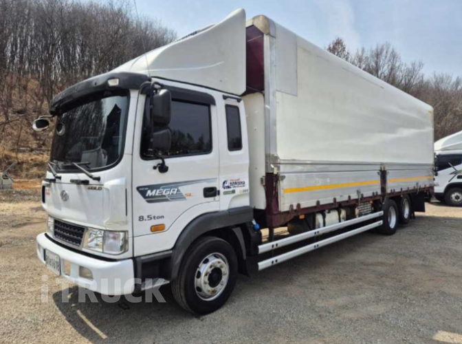현대 메가트럭 280 후축 윙바디 5톤 수동 - 중고 트럭 매물 이미지