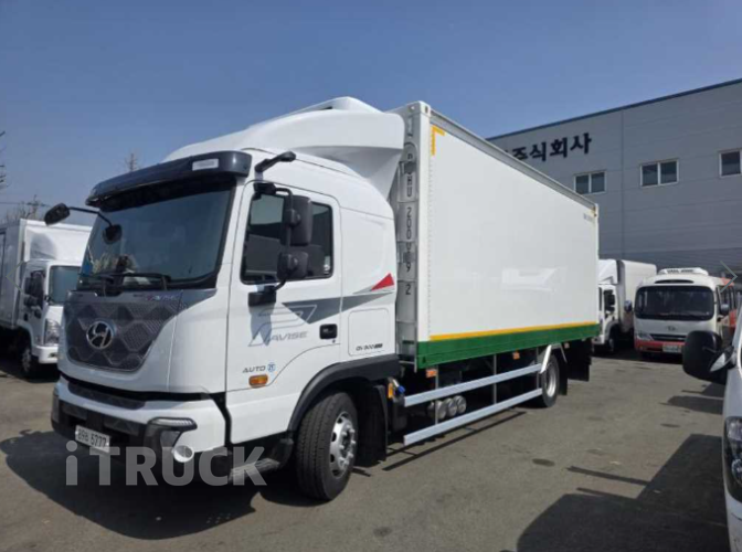 현대 파비스 300 단바리 냉동탑 5톤 오토 - 중고 트럭 매물 이미지