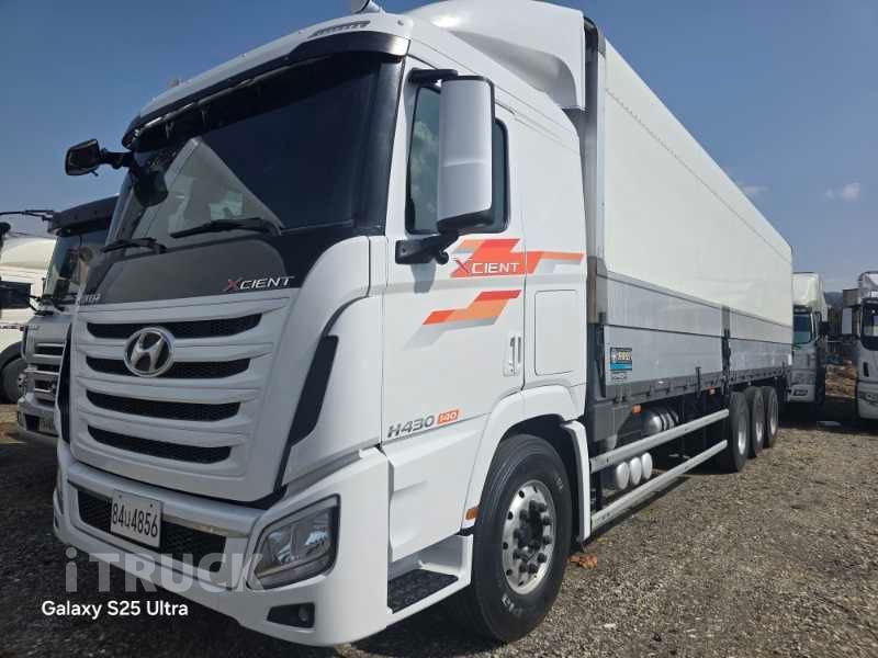 현대 엑시언트 430 후축 상승윙바디 17톤 오토 - 중고 트럭 매물 이미지