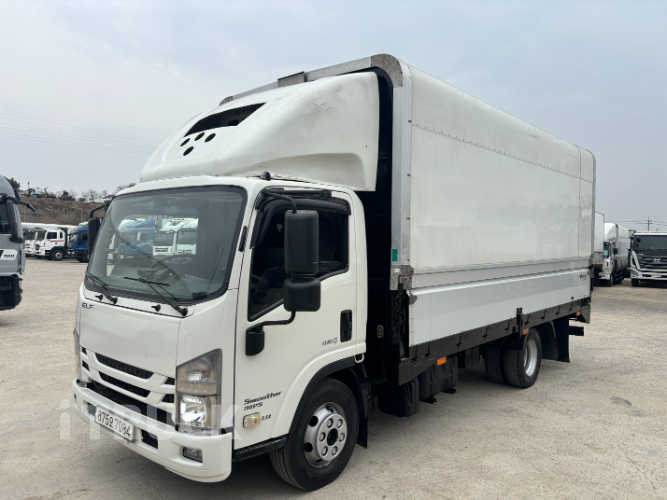 이스즈 엘프 3.5톤 광폭 냉장윙 - 중고 트럭 매물 이미지