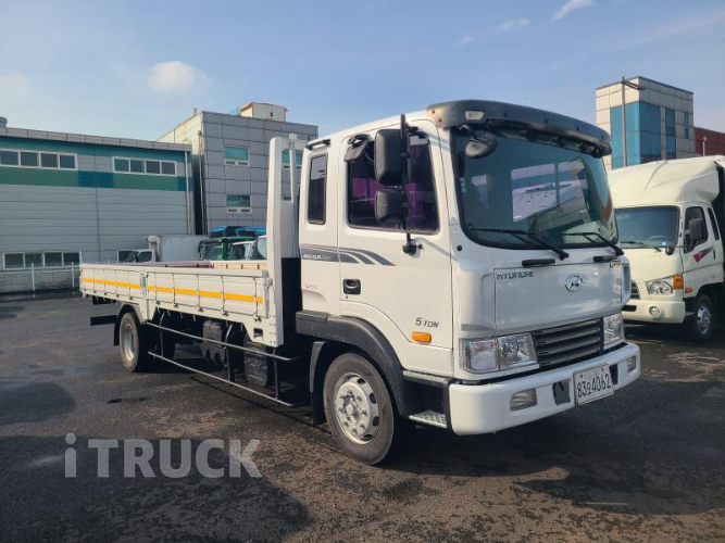 현대 메가트럭 250 단바리 카고 5톤 수동 - 중고 트럭 매물 이미지