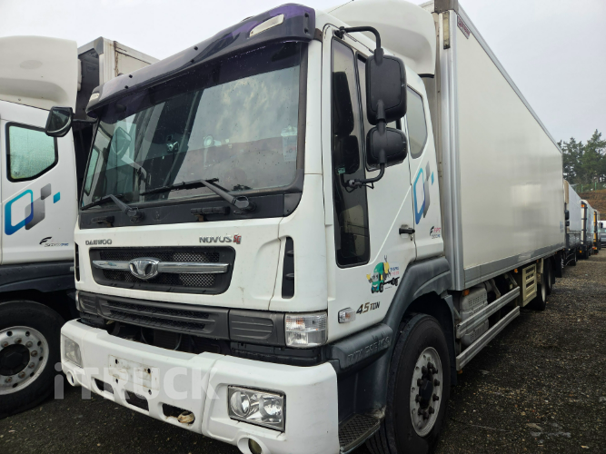 타타대우 노부스 280 후축 냉동탑 4.5톤 수동 - 중고 트럭 매물 이미지