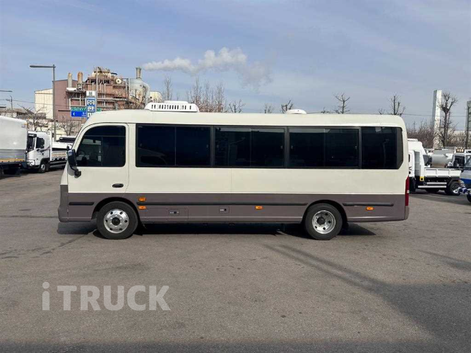 현대 버스 15인승 - 중고 트럭 매물 이미지