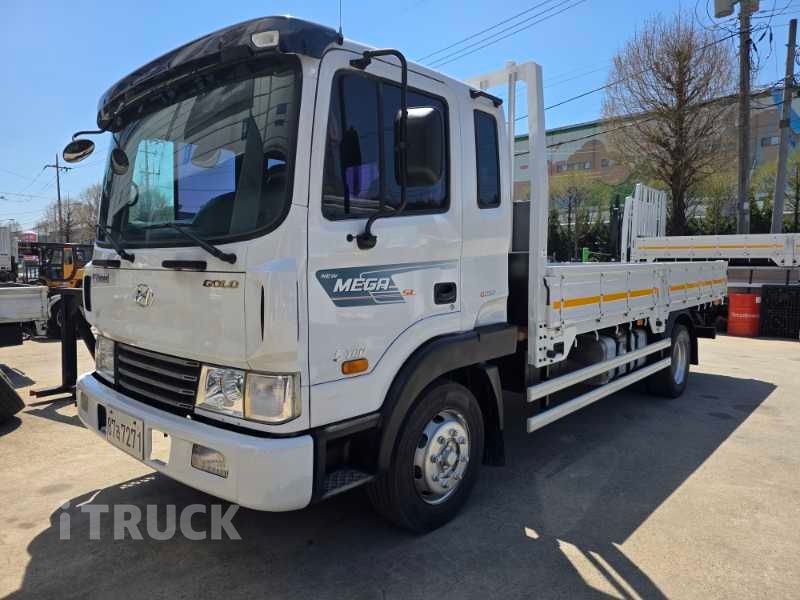현대 메가트럭 250 단바리 카고 4.5톤 수동 - 중고 트럭 매물 이미지