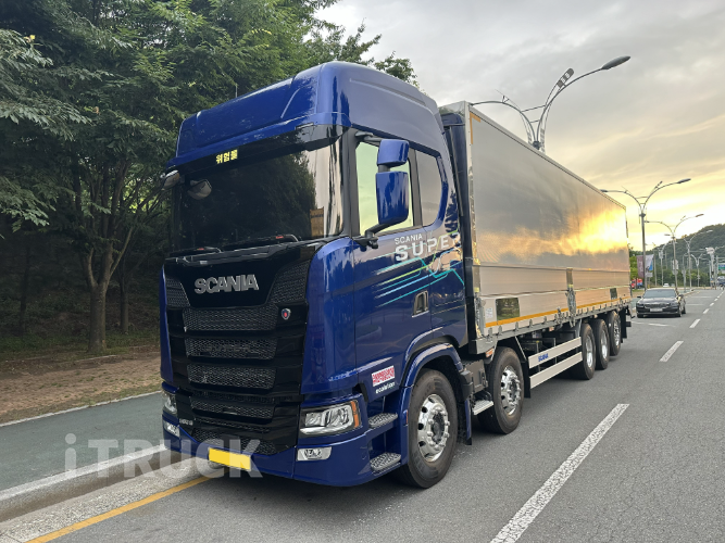 스카니아 S 560 후축 상승윙바디 23톤 오토 - 중고 트럭 매물 이미지