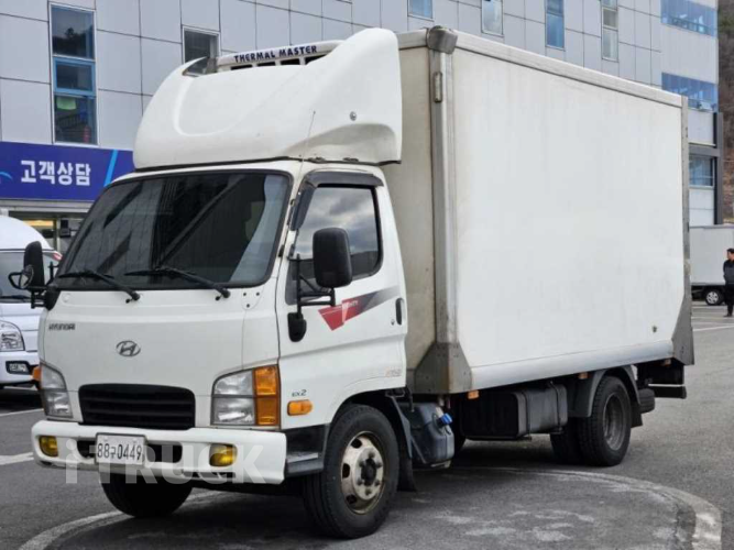 현대 마이티큐티 2톤 냉동탑 - 중고 트럭 매물 이미지