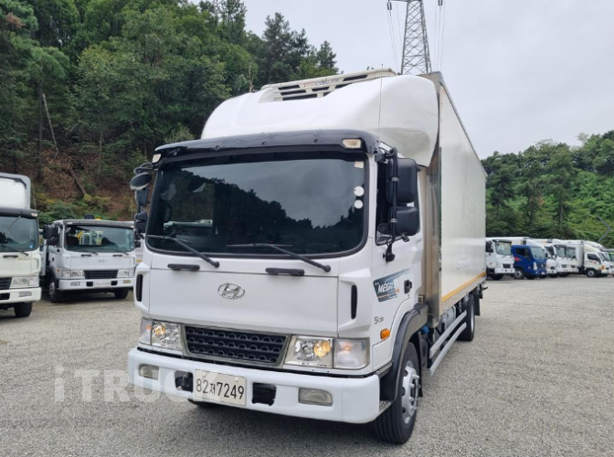 현대 메가트럭 280 단바리 윙바디 5톤 오토 - 중고 트럭 매물 이미지
