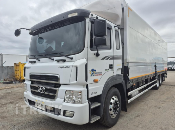 현대 메가트럭 와이드캡 300 후축 윙바디 4.5톤 수동 - 중고 트럭 매물 이미지