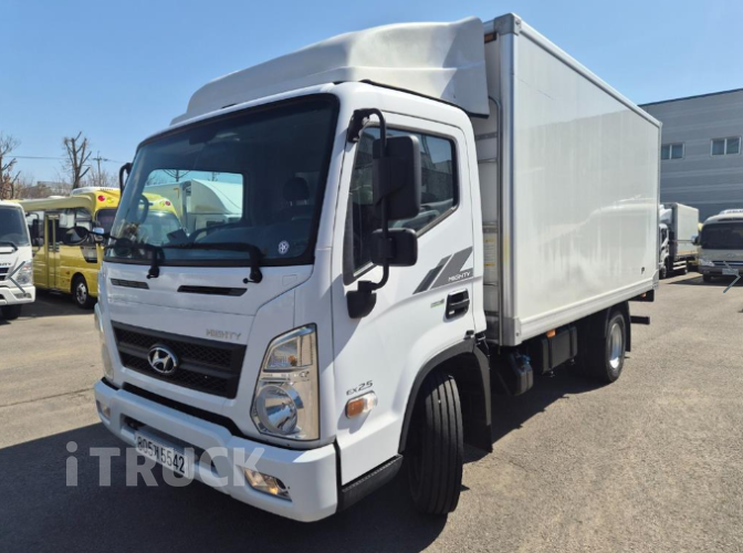 현대 올뉴마이티 2.5톤 냉동탑 - 중고 트럭 매물 이미지