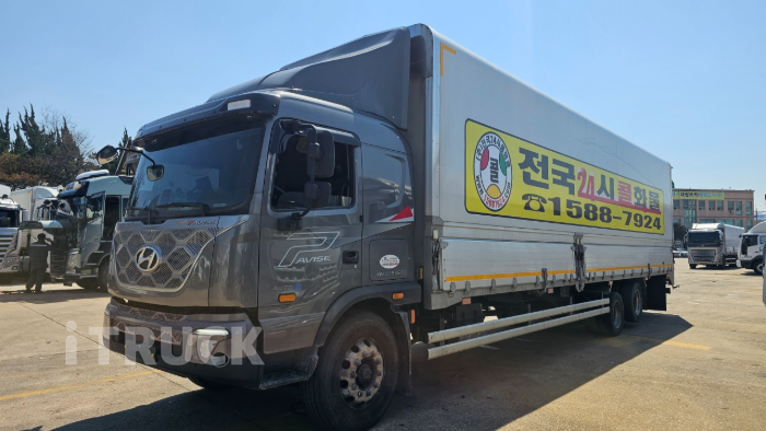 현대 파비스 325 후축 윙바디 8.5톤 오토 - 중고 트럭 매물 이미지