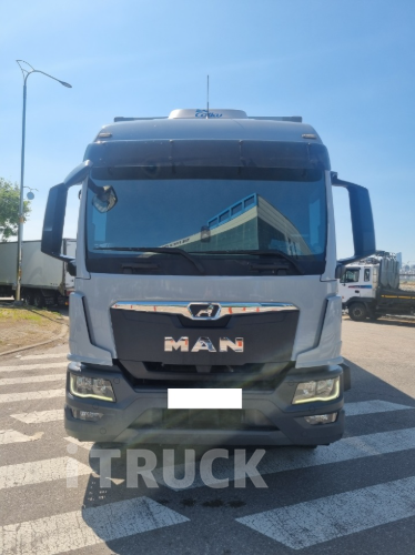 만 TGM 320 후축 상승윙바디 11.5톤 오토 - 중고 트럭 매물 이미지