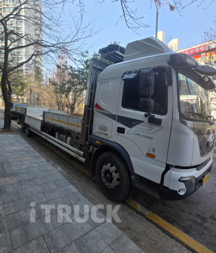 현대 파비스 325 후축 카고 8.5톤 오토 - 중고 트럭 매물 이미지