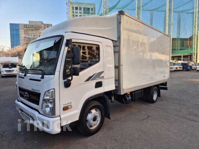 현대 올뉴마이티 2.5톤 냉동탑 - 중고 트럭 매물 이미지