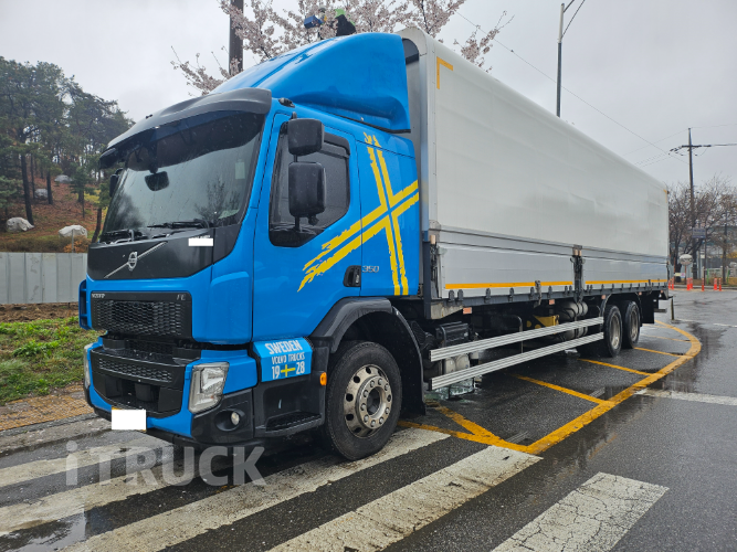 볼보 FE 350 후축 윙바디 10.1톤 오토 - 중고 트럭 매물 이미지