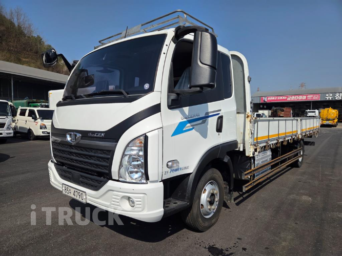 타타대우 더쎈 4톤 광폭 카고 데이캡(슈퍼캡, 킹캡) 초장축 - 중고 트럭 매물 이미지