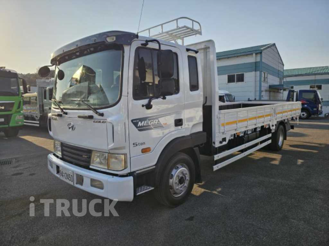 현대 메가트럭 250 단바리 카고 4.5톤 수동 - 중고 트럭 매물 이미지